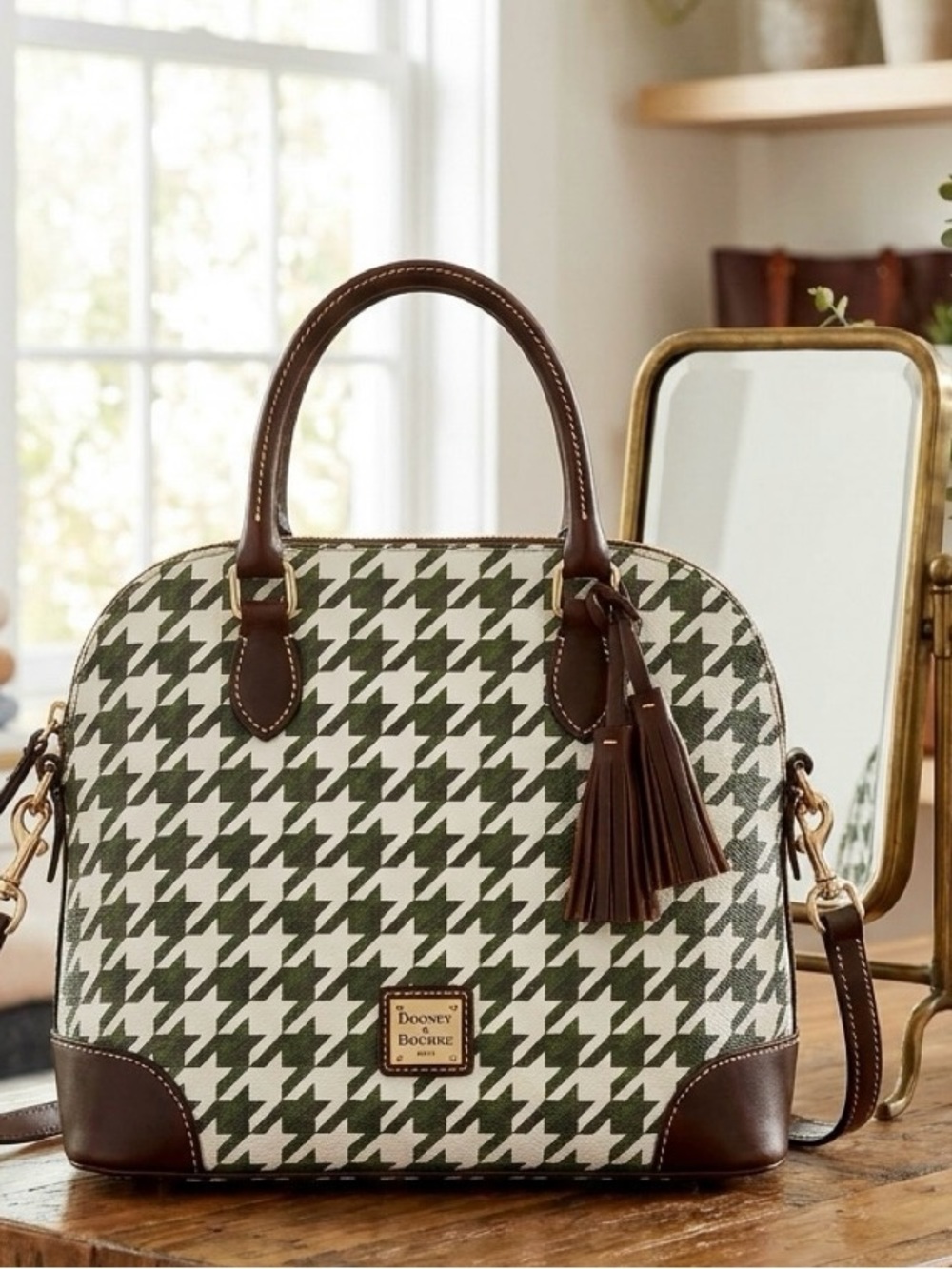 Dooney & Bourke Houndstooth Domed Satchel Green White BHOUN2257 EUC